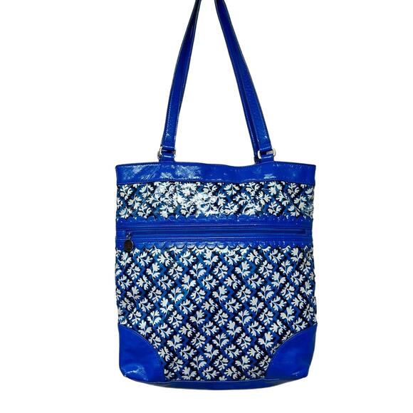 Vera Bradley Handbags - Vera Bradley Blue Lagoon Frill Everything Nice Tote